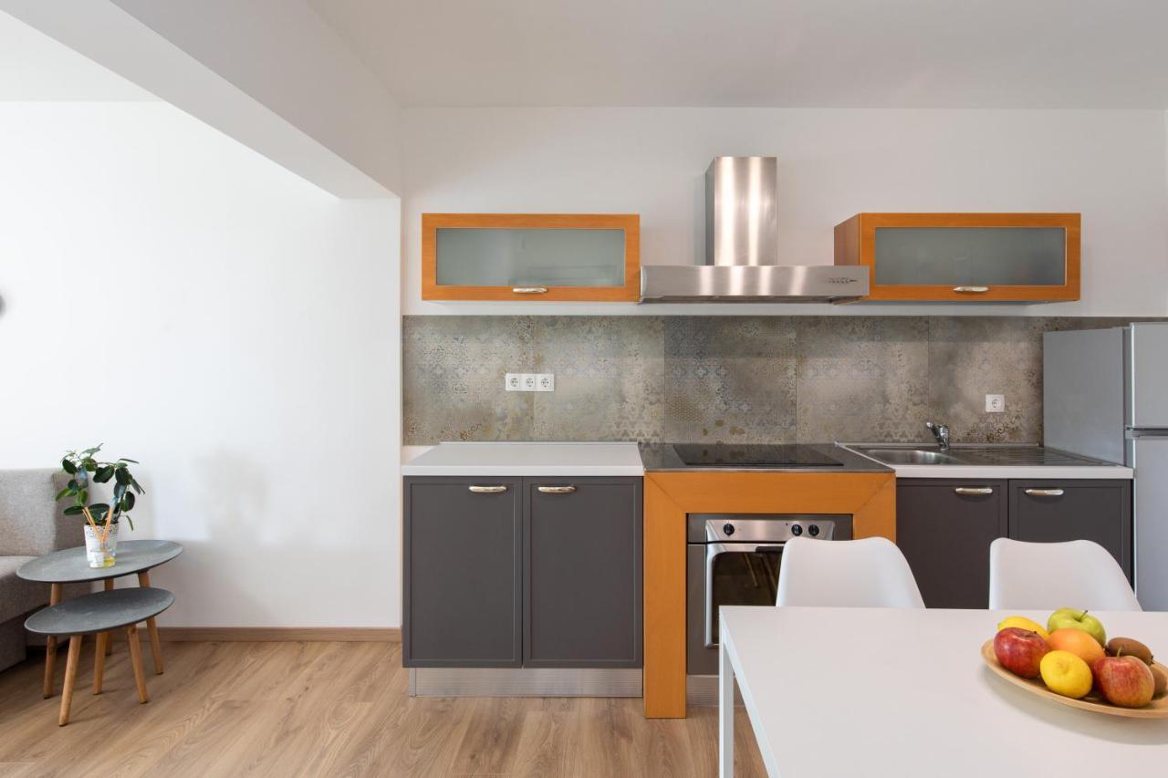 Basic 1 Apartment